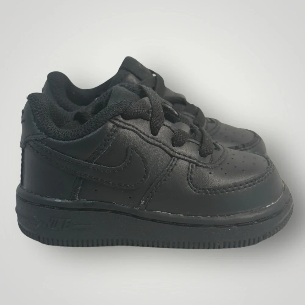 Baby Nike Air Force 1 size 4C
